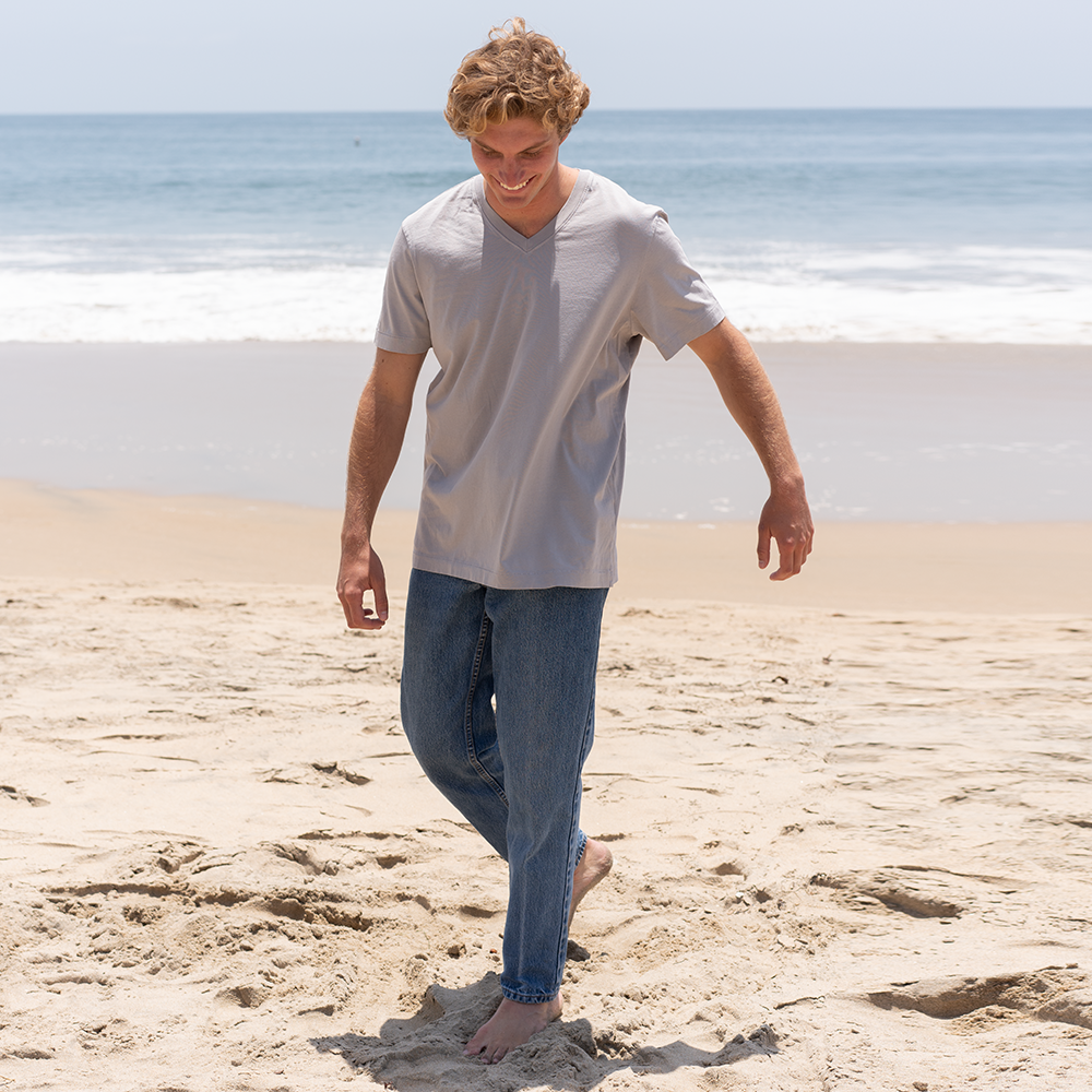 #color_light-grey organic cotton V-Neck t-shirt Full-view