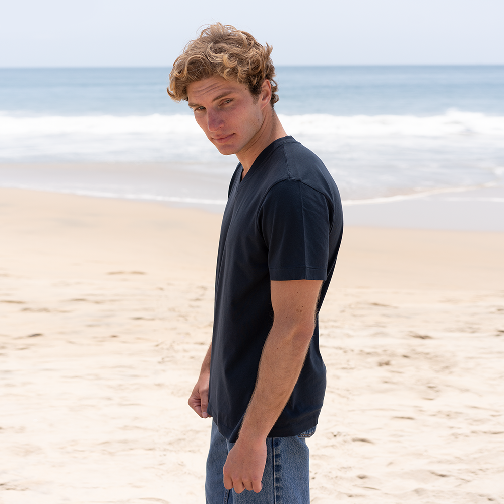 #color_navy-blue organic cotton V-Neck t-shirt Side