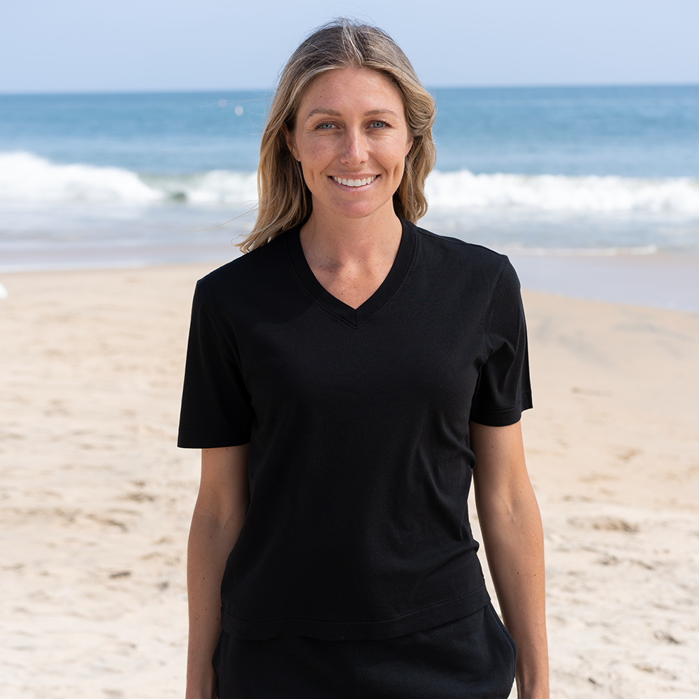 #color_black Short Box Tee V Neck Front
