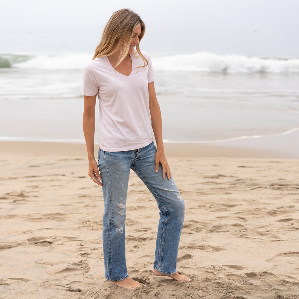 #color_light-pink organic cotton V-Neck t-shirt full-view